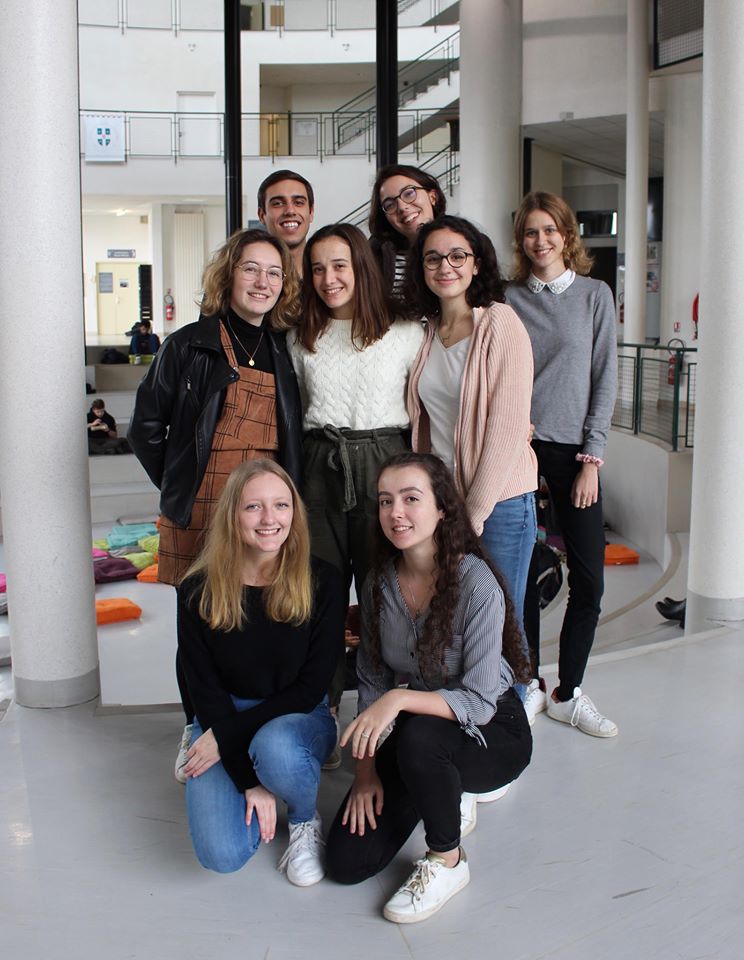L'équipe de l'association Inouïe qui souhaite initier les étudiants de l'ICES à la LSF