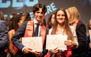 Vous avez obtenu votre diplôme à l'ICES : félicitations !