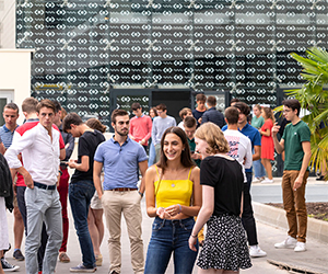 La campus : vivre sa vie étudiante à l'ICES