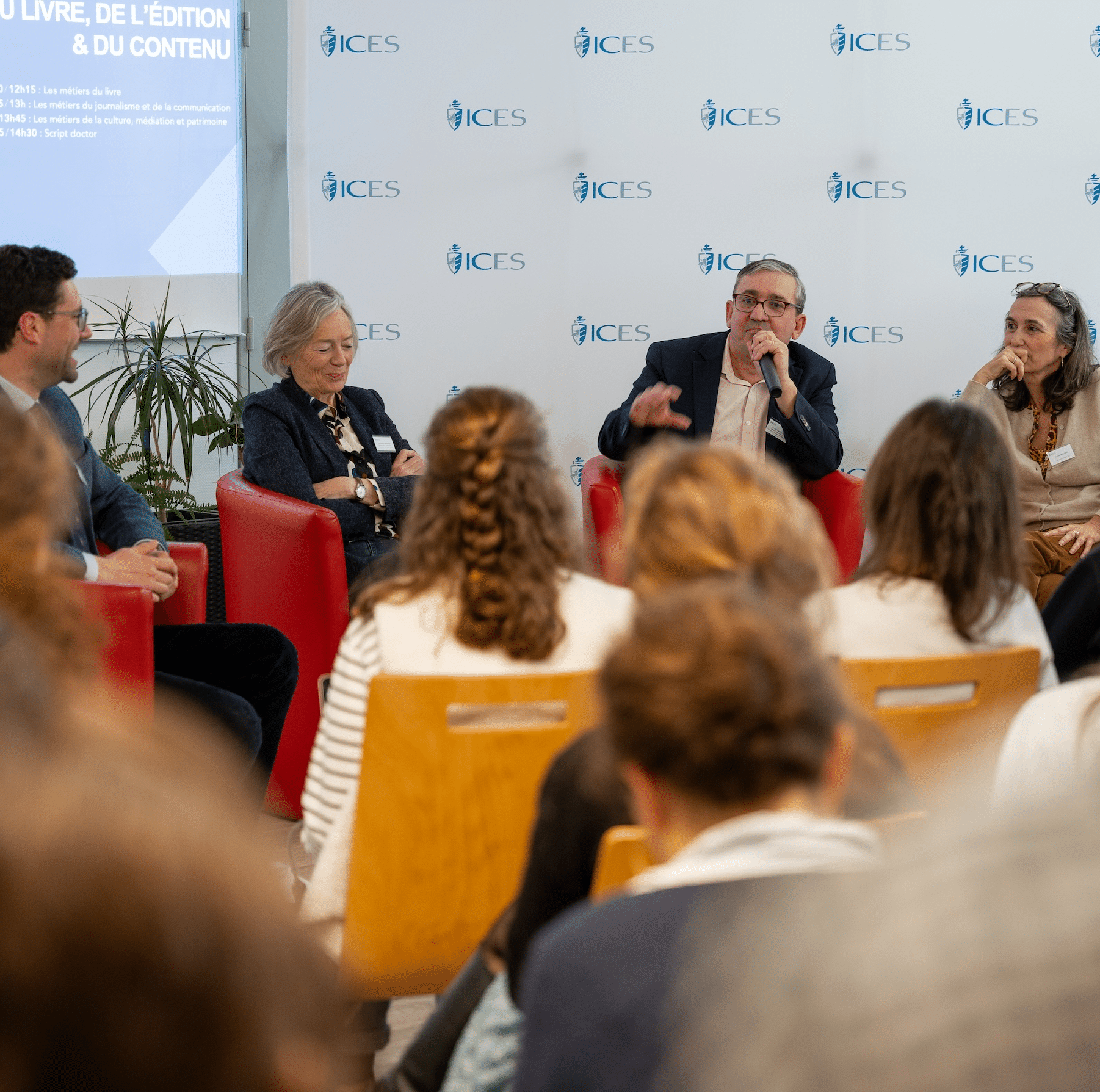 Forum du livre, de l'édition et du contenu à l'ICES